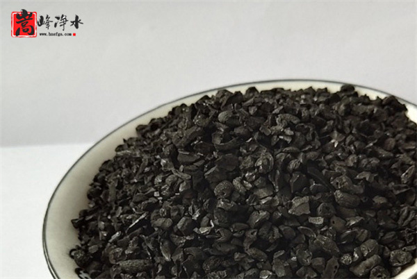 ˮ̎������̿�V�ϣ��������ߵ�ֵҬ������ˮ���ԁ�ˮ�������U��̎�����������̿�S�ң����܈D