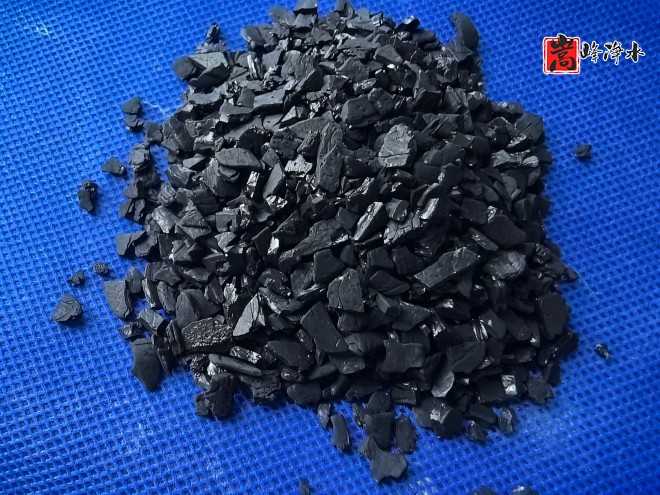 Ҭ������̿��VOCs̎���еđ�(y��ng)��ǰ��|������Ҭ�����ߵ�ֵ����ˮ��ˮ̎�����ԁ�ˮ����������̿�V�ϬF(xi��n)���D